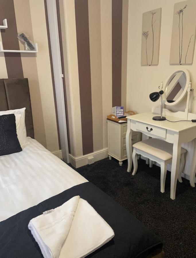 بلاكبول Phildene Suites المظهر الخارجي الصورة