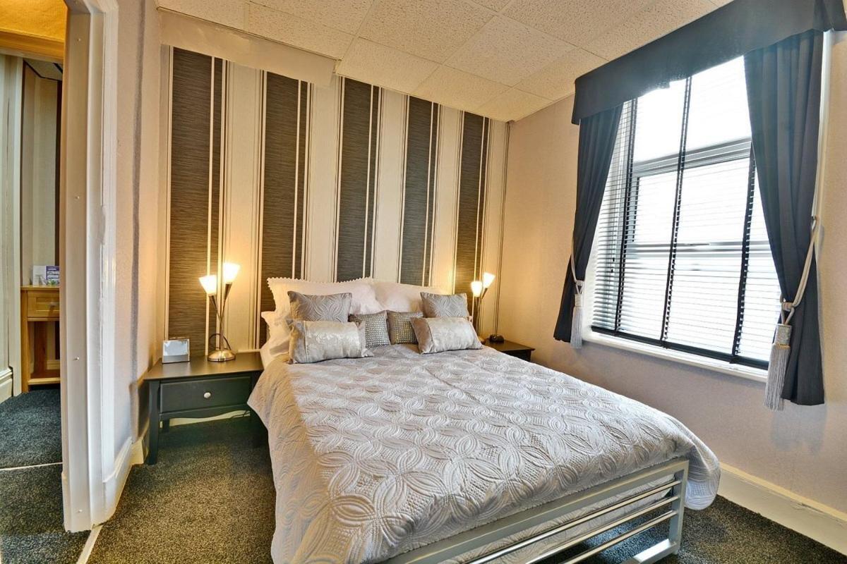 بلاكبول Phildene Suites المظهر الخارجي الصورة